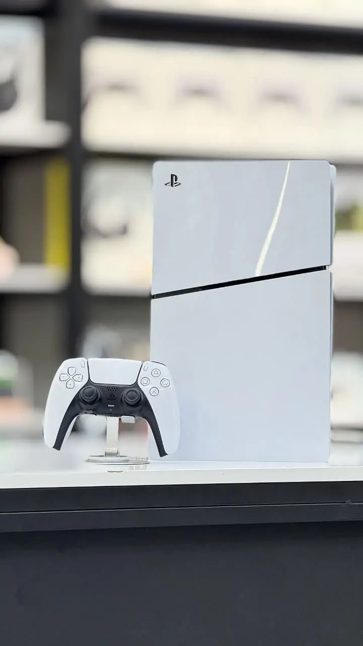 کنسول بازی استوک (کارکرده) Playstation 5 Slim   یک ترابایت نسخه دیجیتال (سری 2116) ریجن اروپا به همراه کارتن و بازی