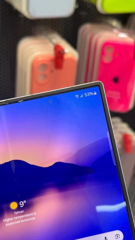 گوشی Galaxy z fold 6 silver دست دوم (استوک) | حافظه 256 گیگابایت رم 12گیگابایت | ویتنام | بدون باز شدگی | گارانتی فعال | بدون خط و خش و فوق العاده تمیز | به همراه آداپتور - تصویر ۳