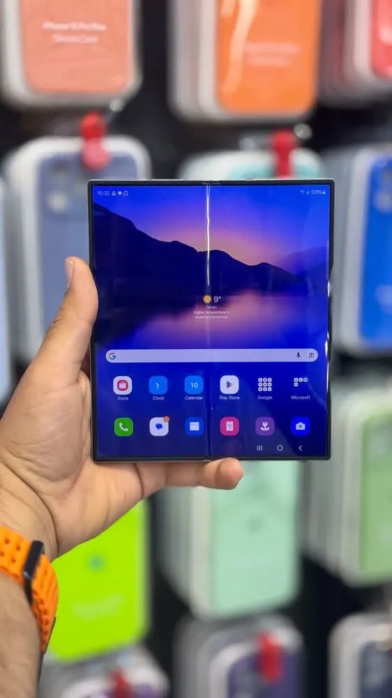 گوشی Galaxy z fold 6 silver دست دوم (استوک) | حافظه 256 گیگابایت رم 12گیگابایت | ویتنام | بدون باز شدگی | گارانتی فعال | بدون خط و خش و فوق العاده تمیز | به همراه آداپتور - تصویر ۲