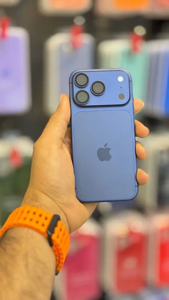 گوشی اپل iPhone 17 Pro دست دوم (استوک) | بدون رجیستر | حافظه 256 گیگابایت | پارت نامبر zaa | بدون باز شدگی | دو سیمکارت