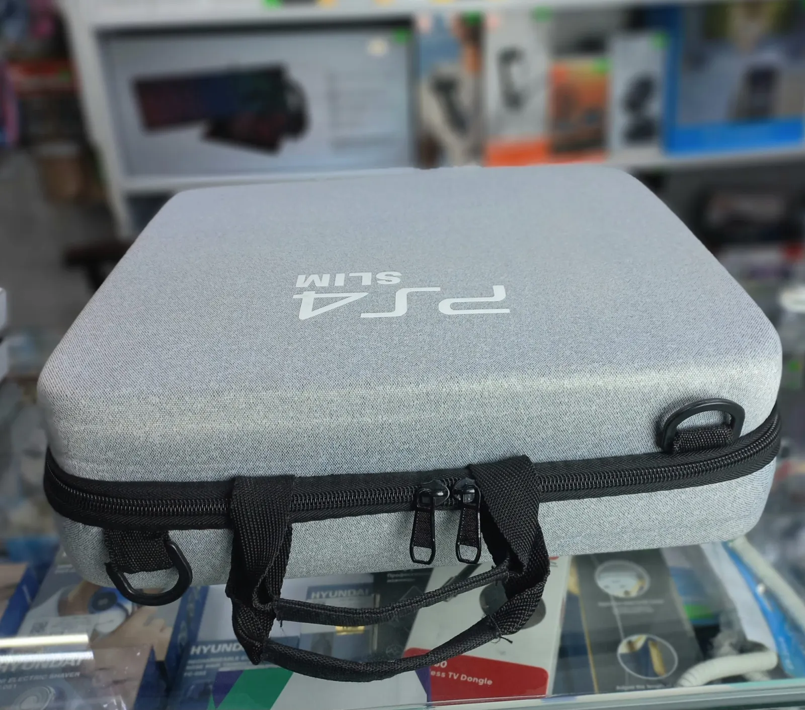 کنسول بازی سونی استوک PS4 Fat | حافظه 1 ترابایت همراه کیف و متعلقات - تصویر ۵