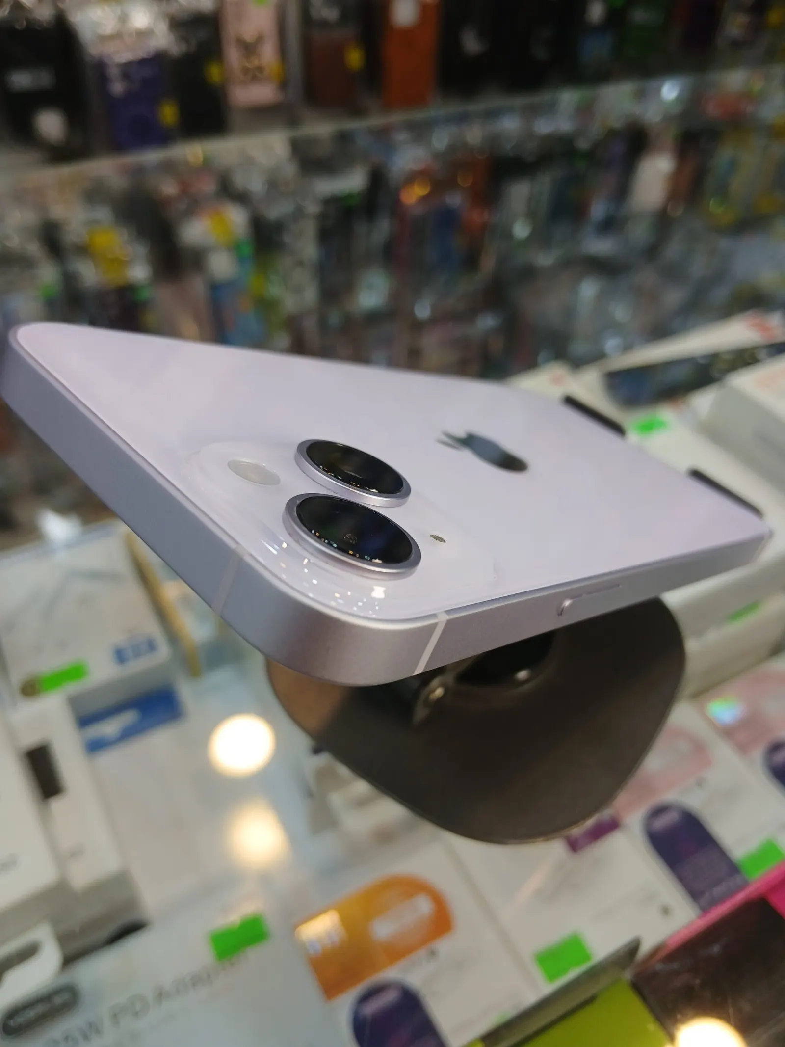 گوشی اپل IPHONE 14  نرمال استوک 128 گیگ تک سیم با رجیستر پارت نامبر zda آلمان به همراه کابل وآداپتور اصلی(پلمب) - تصویر ۴