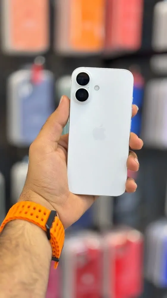 گوشی اپل iPhone 16 دست دوم (استوک) | بارجیستر | حافظه 128 گیگابایت | پارت نامبر CH | بدون باز شدگی | دو سیمکارت | به همراه اداپتور (پلمب) - تصویر ۲