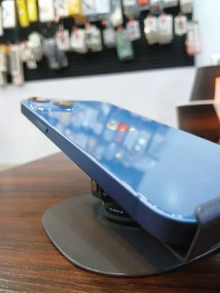 گوشی اپل IPHONE 13 za  نرمال حافظه 128 GB  | استوک به همراه اداپتور و کابل اصلی(پلمب) - تصویر ۳