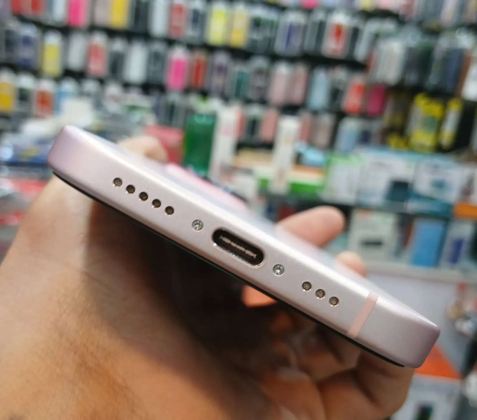 آیفون 15 نرمال - تصویر ۸